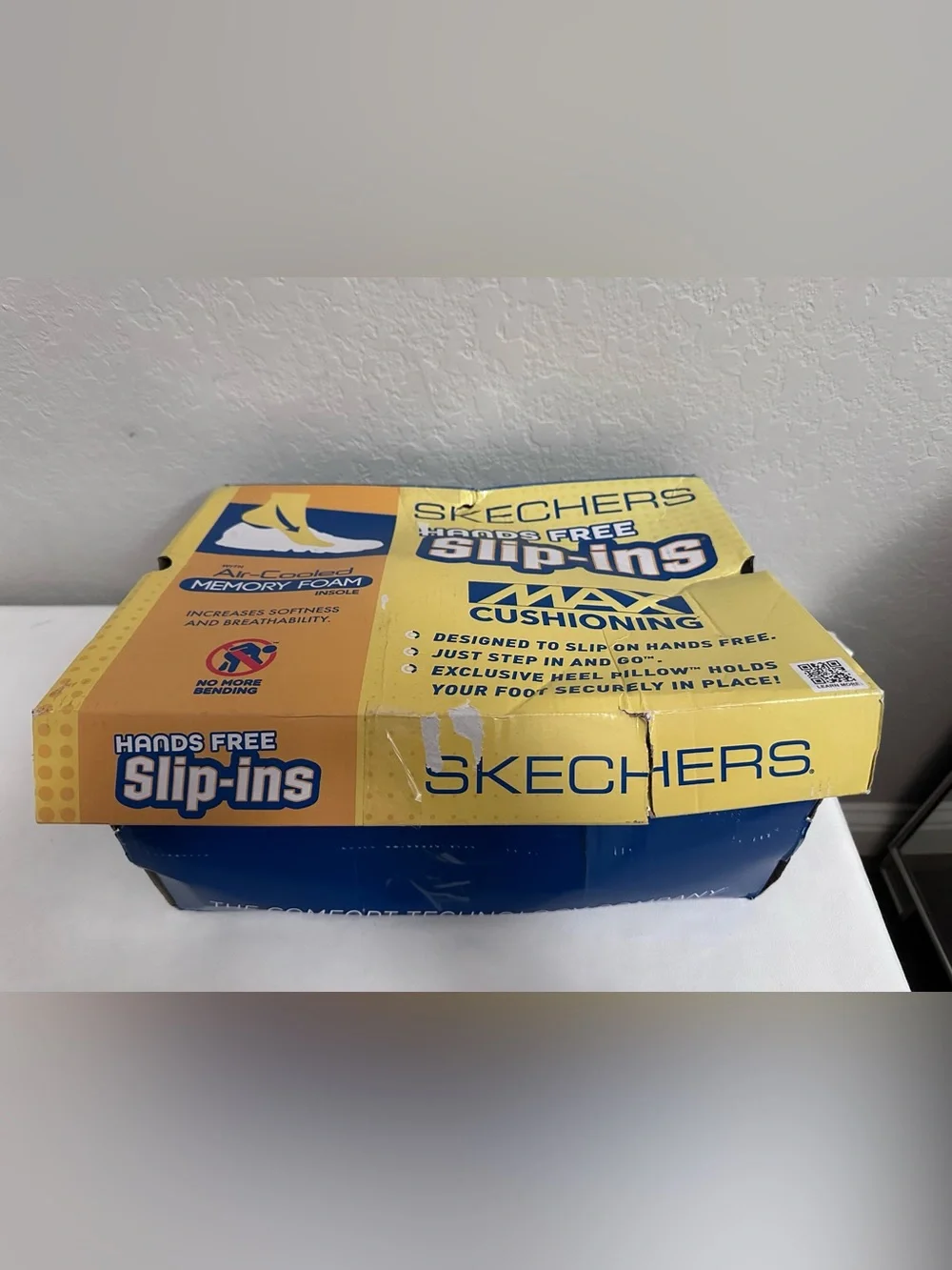 Skechers Men's Max Cushioning Premier 2.0 Slip-ins Sneakers Size 12 Navy